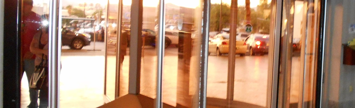 Storefront Glass Repair Cost in Ocoee, FL